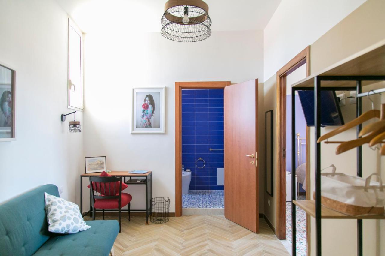 A Casa Di Nina Guest House Napoli Dış mekan fotoğraf