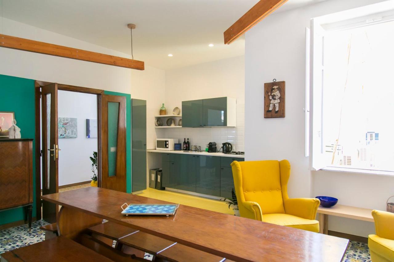 A Casa Di Nina Guest House Napoli Dış mekan fotoğraf