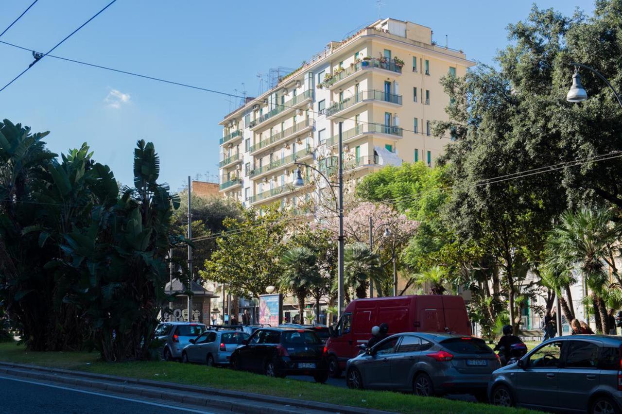 A Casa Di Nina Guest House Napoli Dış mekan fotoğraf